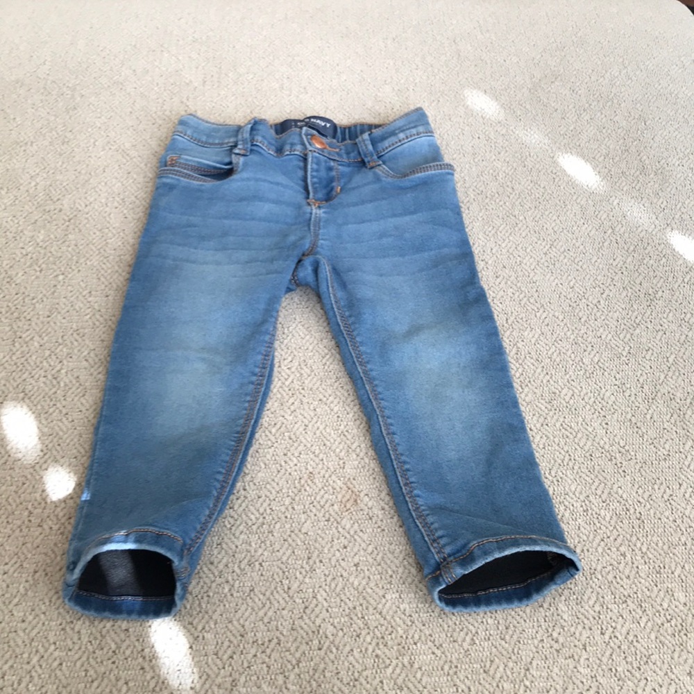 Adorable Old Navy Toddler Skinny Jeans